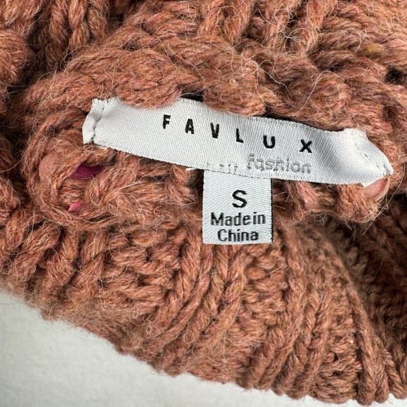 Favlux Fashion Sweater Womens Size S Chunky Neck Turtle Neck Crop - Picture 3 of 9